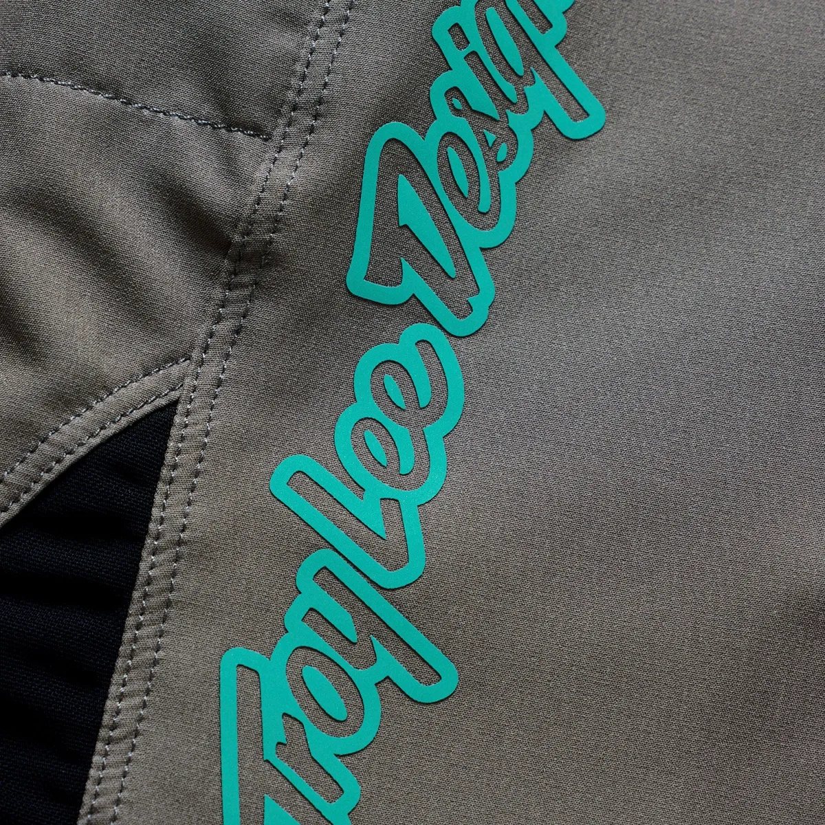 Skyline Pro Short X BN3TH Liner Mono Army - Image 3