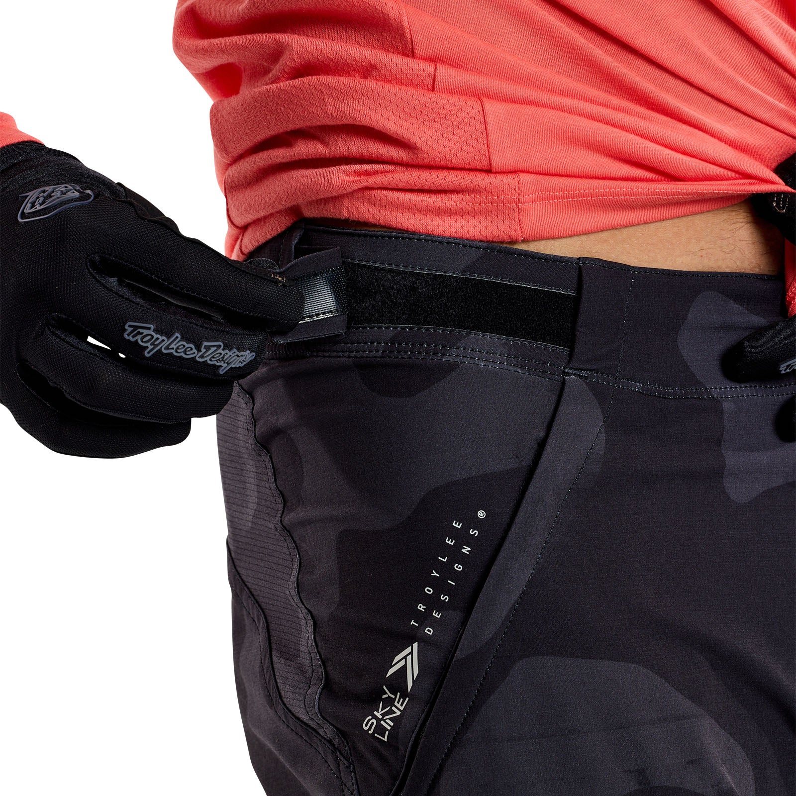 Skyline Short W/Liner Scrubland Carbon - Image 7