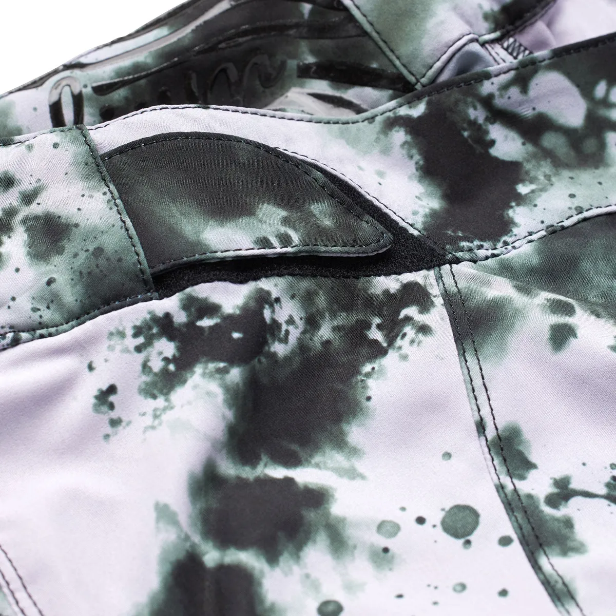 Womens Lilium Short Shell Micayla Gatto Watercolor Lilac - Image 2