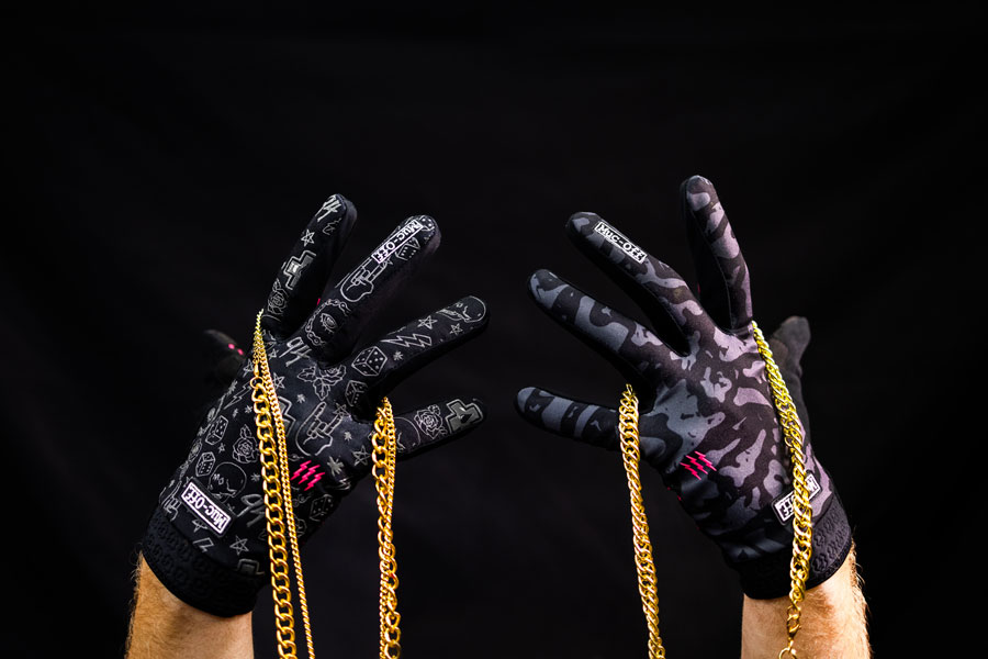 Muc-Off Rider Gloves - Image 3