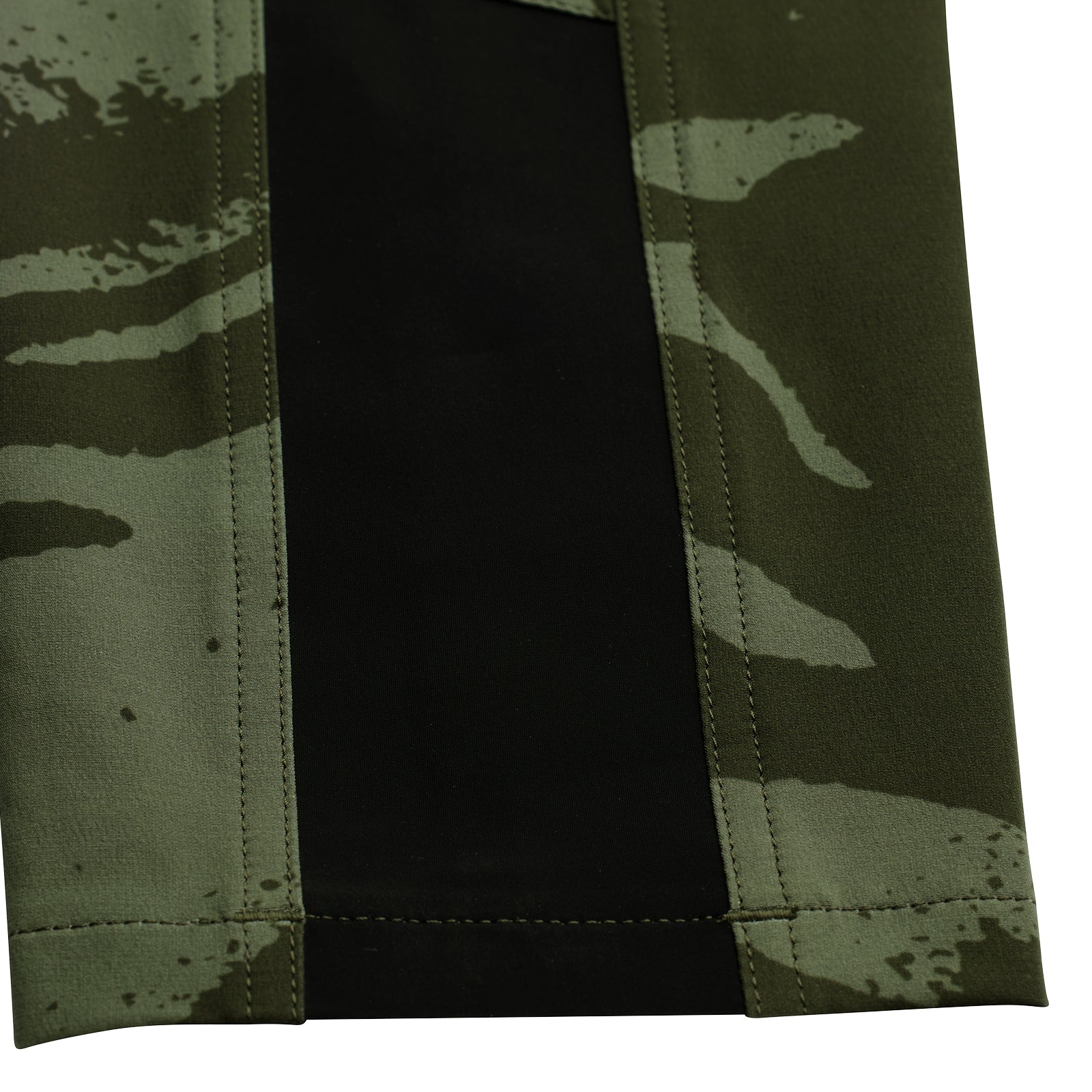 Skyline Pant Shadow Camo Olive - Image 3