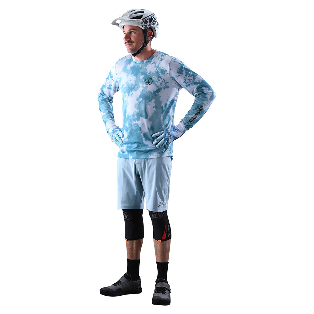 Flowline Shifty Short Shell Solid Water - Image 5