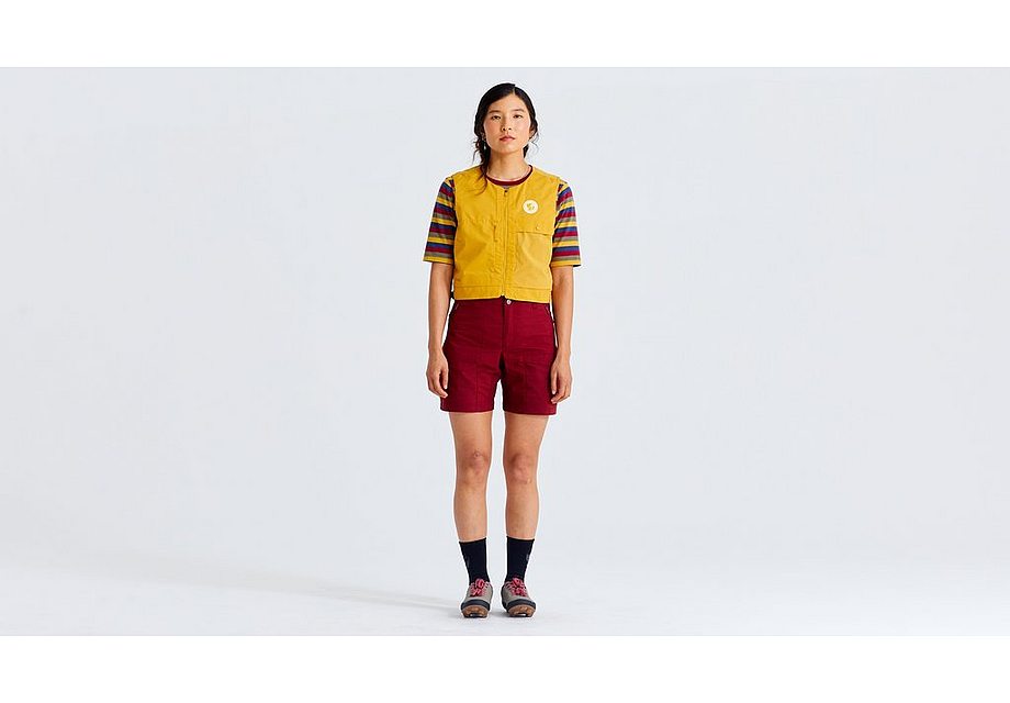 2023 S/F Gear Vest Wmn variant 2