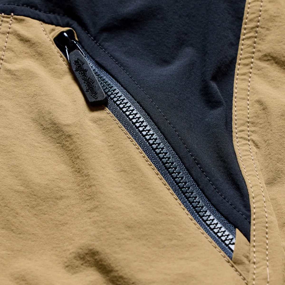 Skyline Trail Short Shell Mono Sienna - Image 9