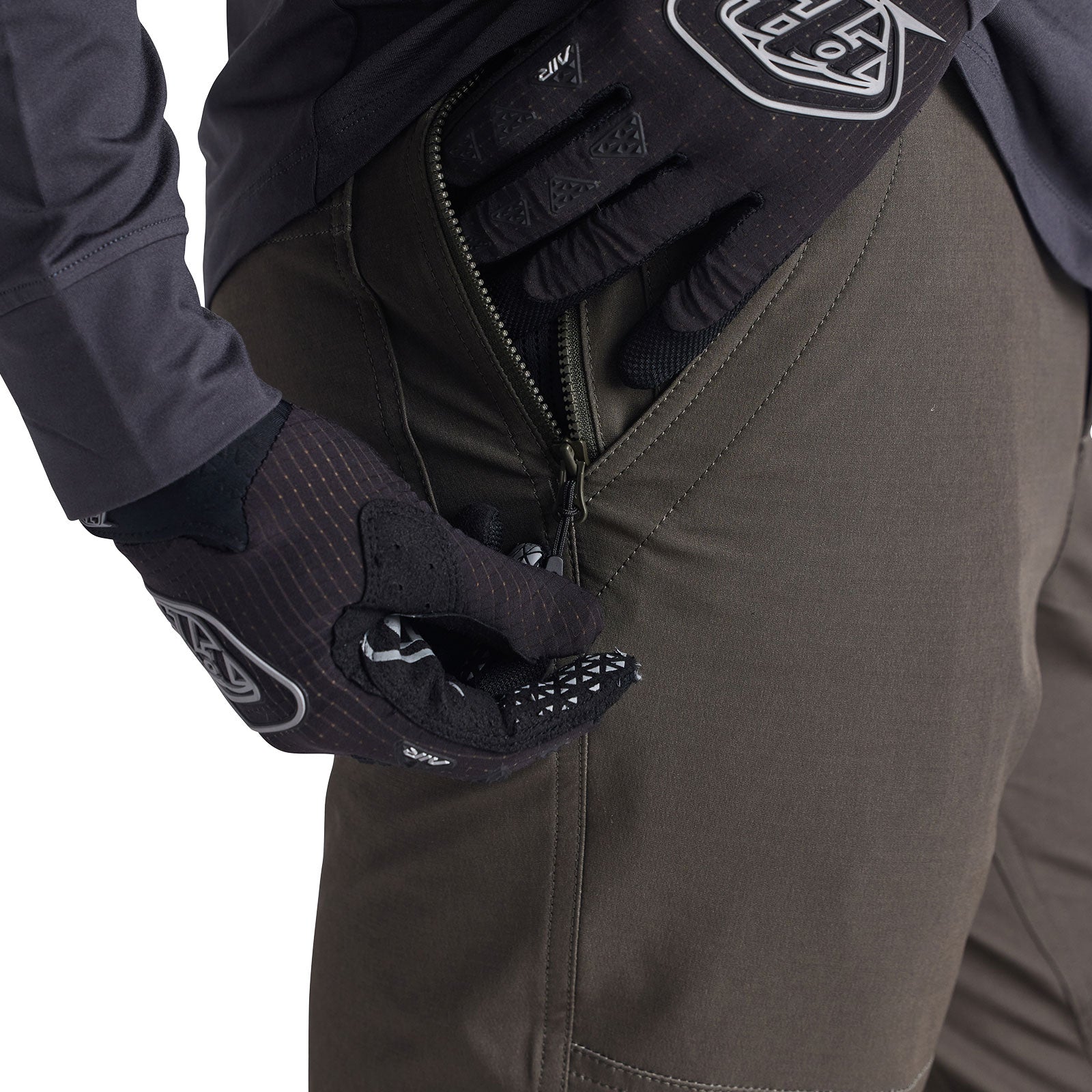 Ruckus Long Travel Pant Mono Dark Pine - Image 9