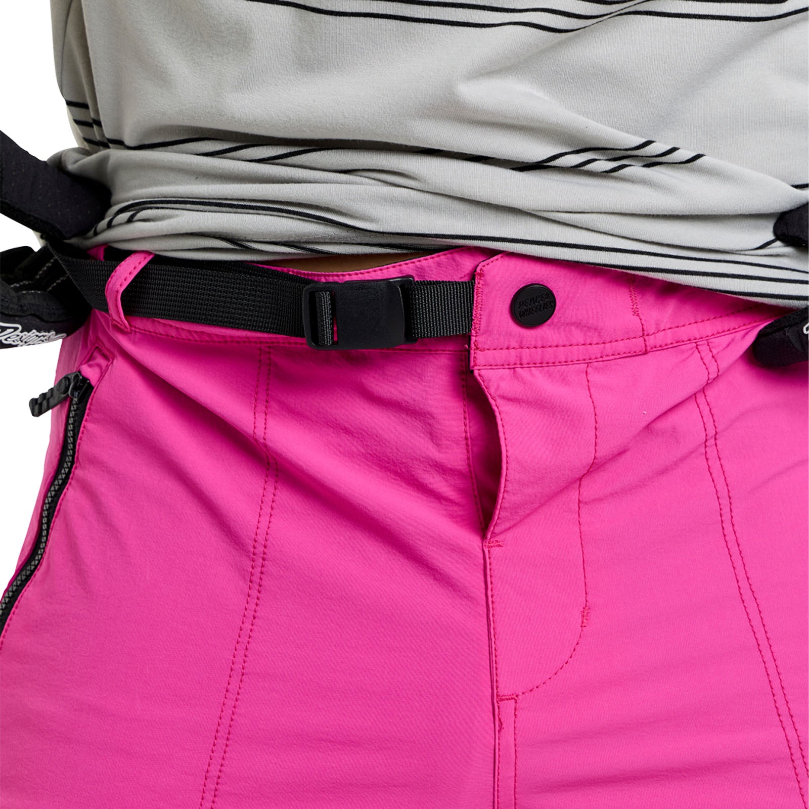 Skyline Trail Short Shell Washed Out Party Pink - Image 11