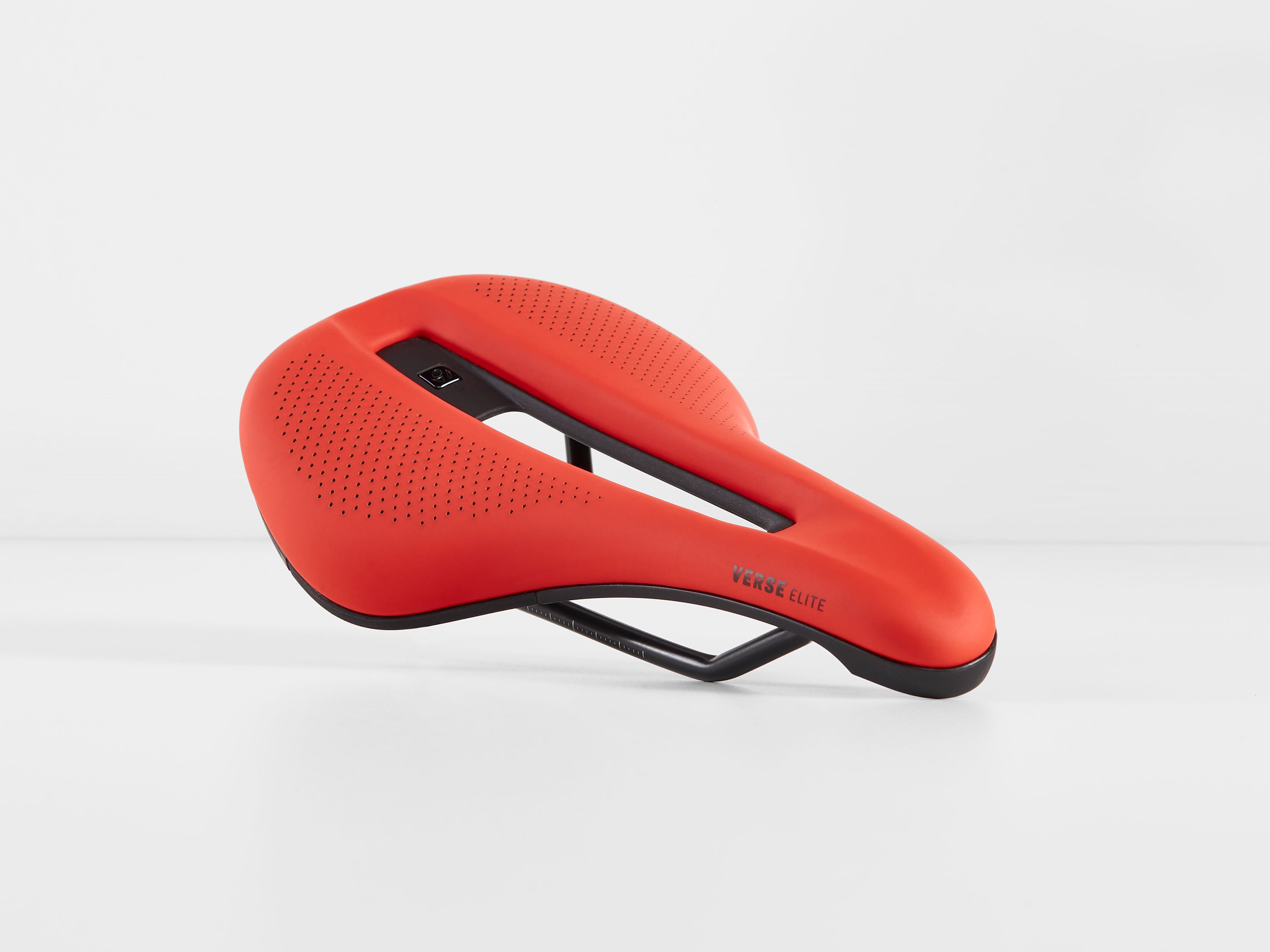 Bontrager Verse Short Elite 145mm Red Saddle
