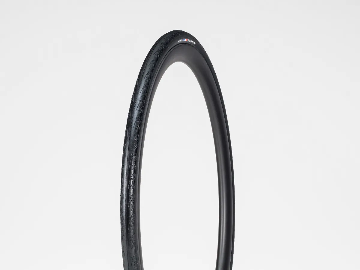 Bontrager AW1 Hard-Case Lite 700x28c Tire