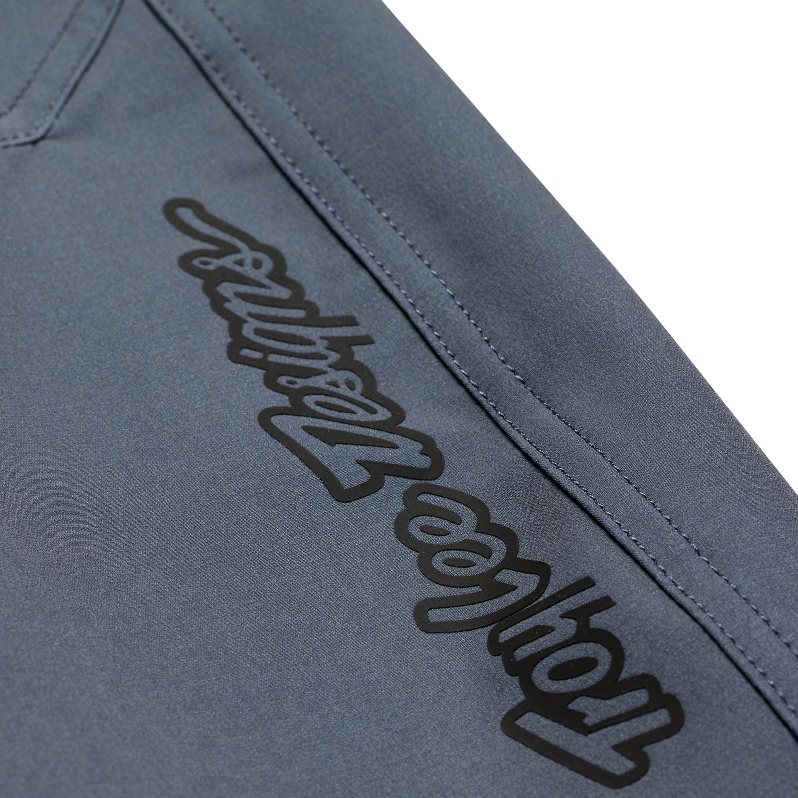 Ruckus Long Travel Pant Mono Steel Blue - Image 2