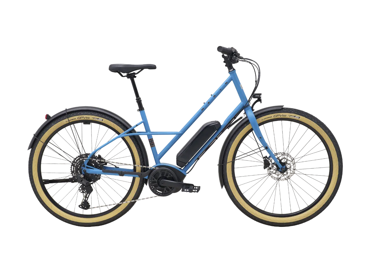 2025 Larkspur E (INT)