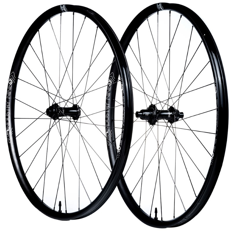 Industry Nine Solix Trail S 29" Wheelset 15x110/12x148 XD