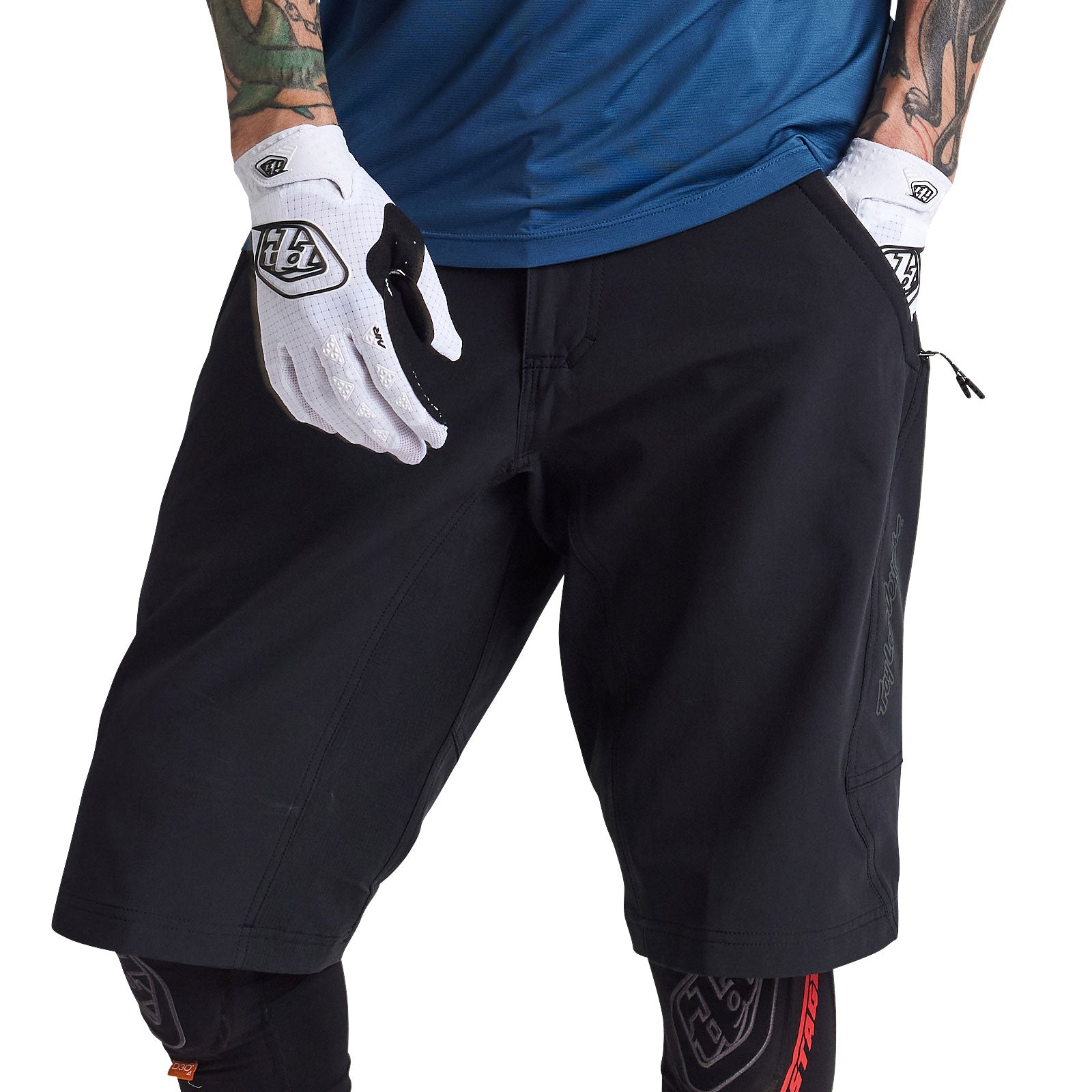 Skyline Short W/Liner Mono Black - Image 6