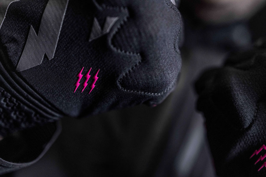 Muc-Off D30 Rider Full Finger Gloves - Image 4
