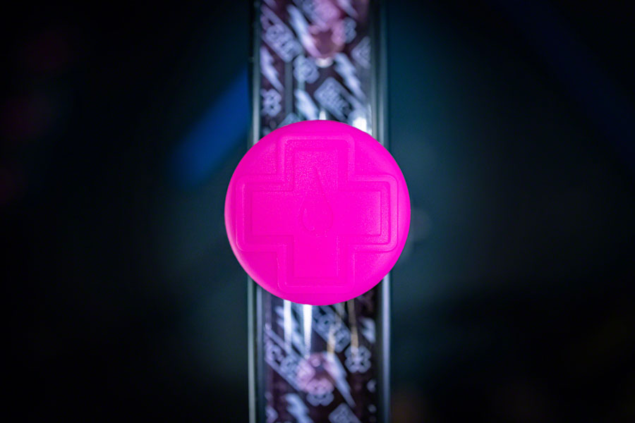 Muc-Off Stealth Tubeless Tag Holder for Muc-Off Tubeless Valves - Image 2