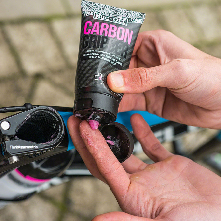 Muc-Off Carbon Gripper - Image 2