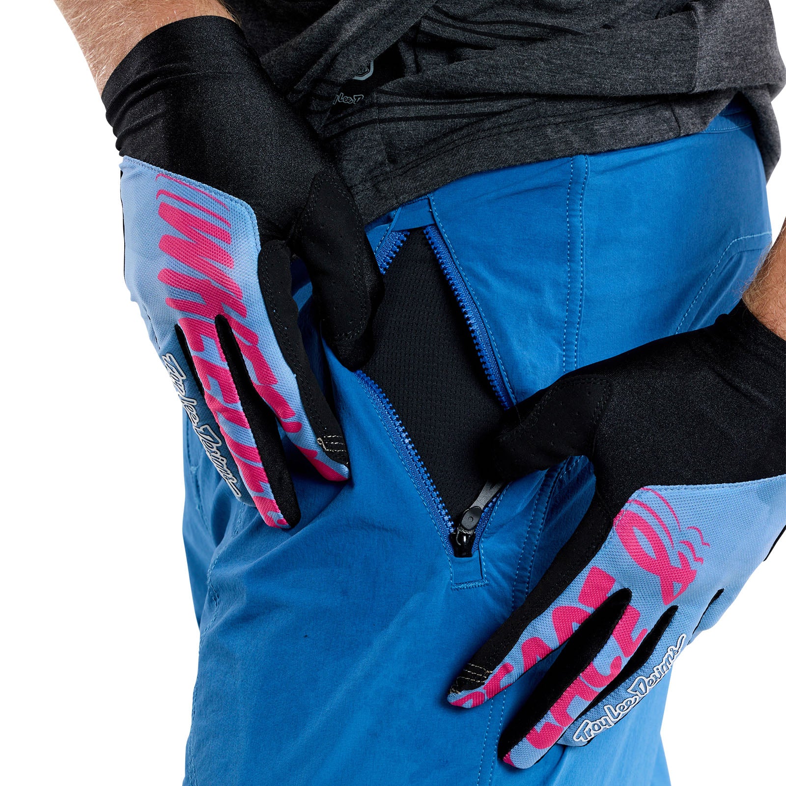 Skyline Trail Short W/Liner Washed Out Cobalt - Image 10