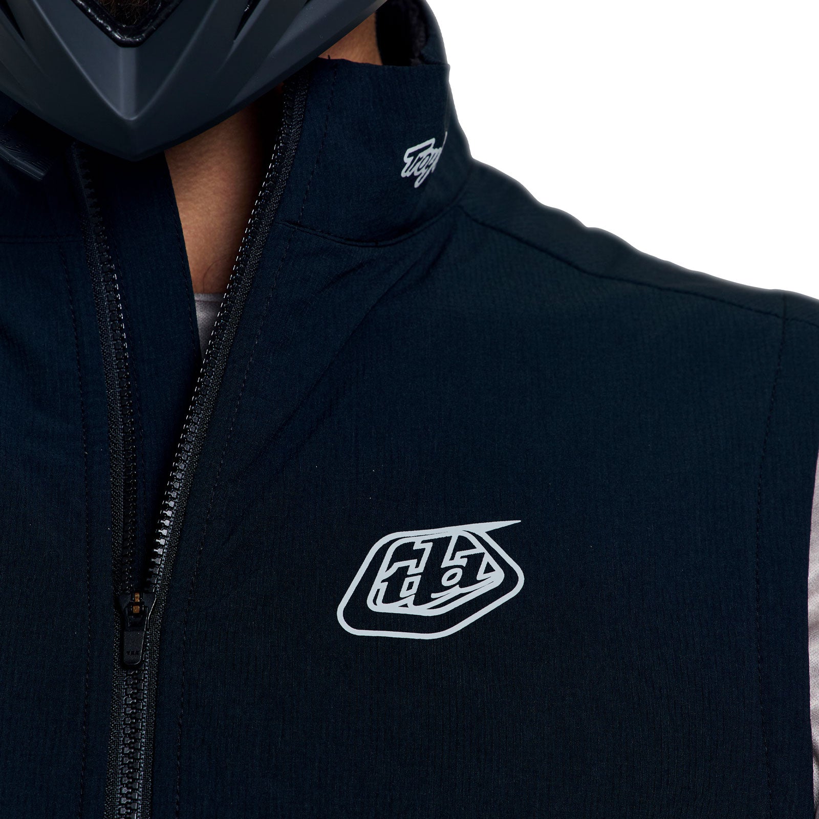 Stage Vest Mono Black - Image 14