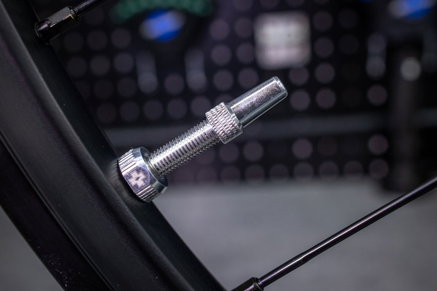 Muc-Off V2 Tubeless Valve Kit - Image 2