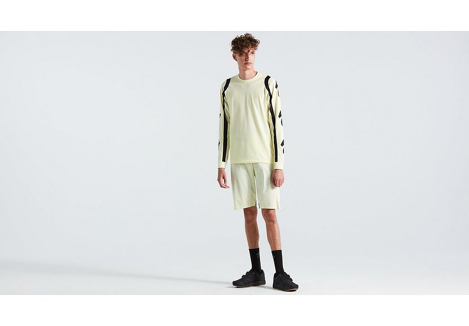 2022 Butter Trail Air Short Men