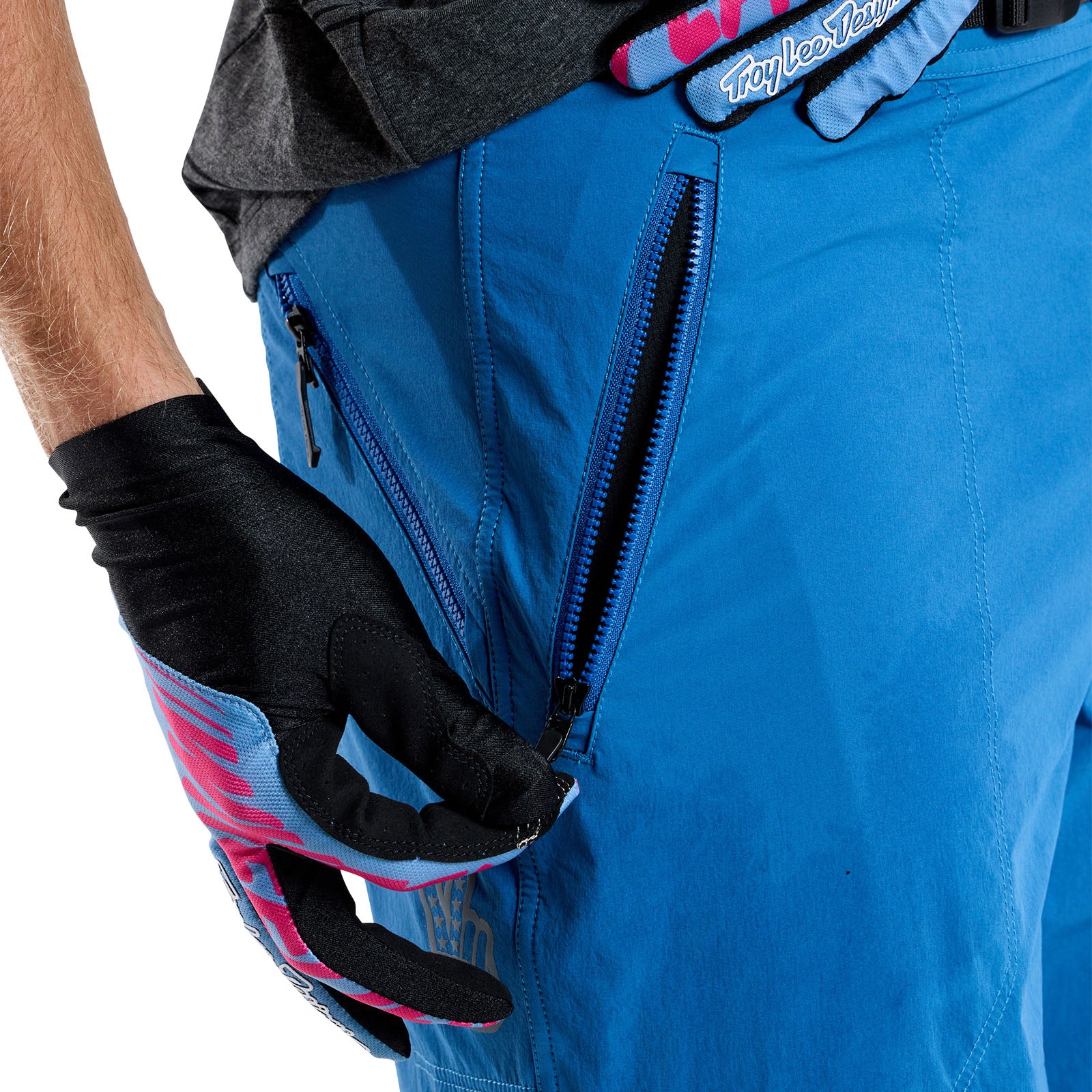 Skyline Trail Short W/Liner Washed Out Cobalt - Image 7