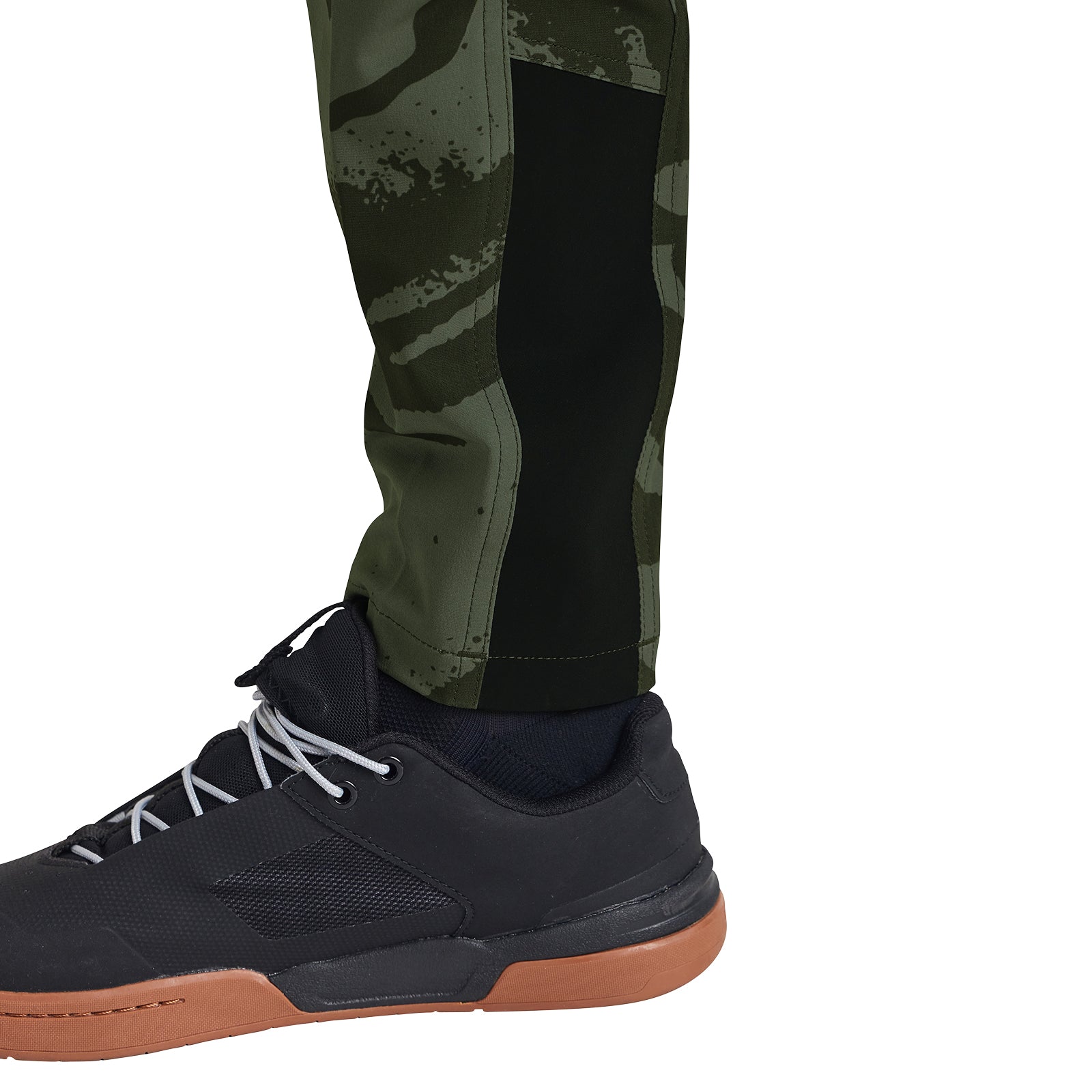 Skyline Pant Shadow Camo Olive - Image 7